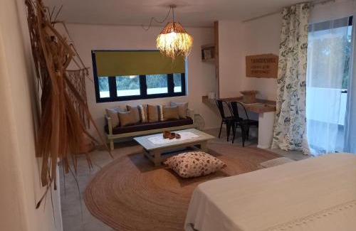 Rodrigues Island Cabina | Mamy Cherie