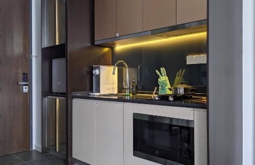 Kuala Lumpur City Centre Hotel | Mana-Mana Suites at Scarletz KLCC