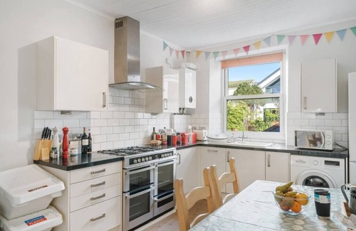 Maenporth Apartamento | Manacles - Spacious flat near beach with sea views & parking