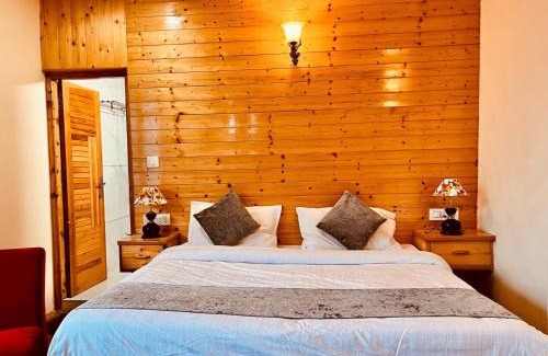 Vashist Hotel | Manali luxury Hotel - By Naina rockland