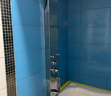 Puente Piedra Hotel | Manantail Hotel No.003