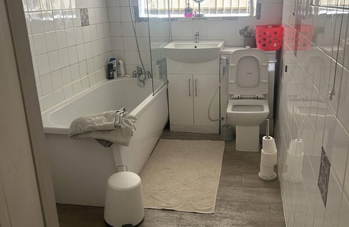 Offerton Casa | Manchester, Levenshulme, Entire House, Sleeps 7max