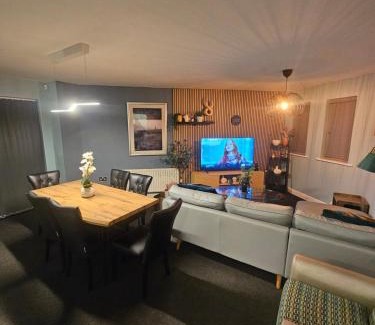 Levenshulme Casa | Manchester Stays