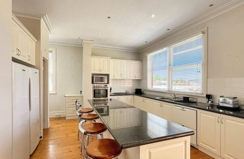 Bendigo Casa | Mandalay circa 1890, magnificent Bendigo home