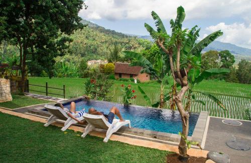 Sawan Casa | Mandhasativa Homestay