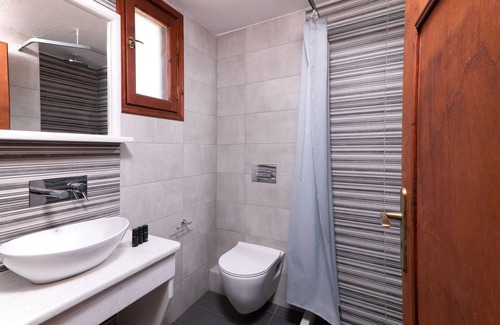 Emporio Casa | Mandilaria Studios