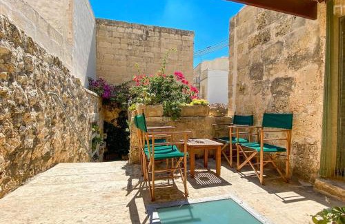 Zebbug Casa | Mandy - A quaint farmhouse in Gozo