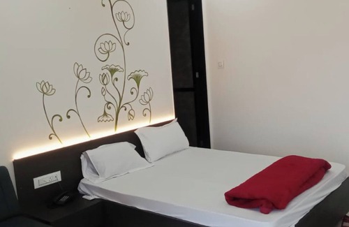 Mandvi Hotel | Mango Bite Hotel & Restaurant