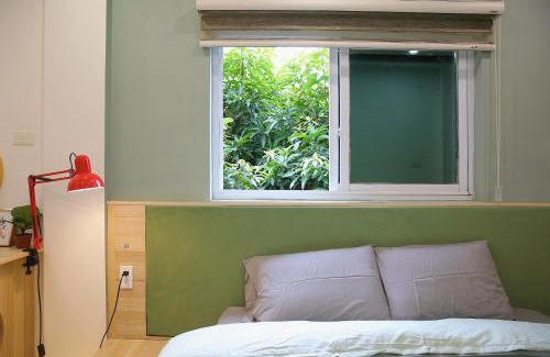Hang Bai Casa | Mango House - Budget Cozy Rooms near Hanoi Old Quarter and Train St