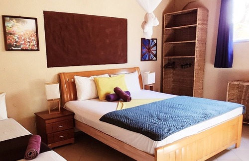 Ghanatown Casa | Mango Lodge