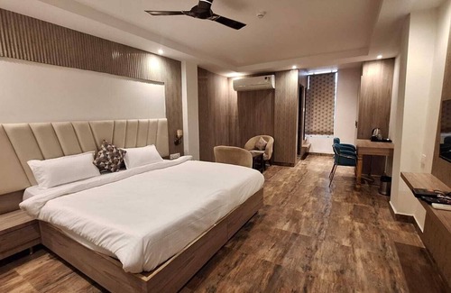 Bhopal Hotel | Mango Retreat Hotel and Resort