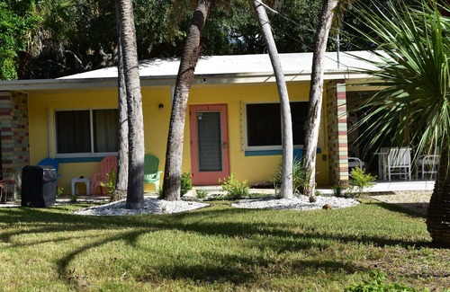 Florida Gulf Coast Cabaña | Mangrove Cove, Unit 1