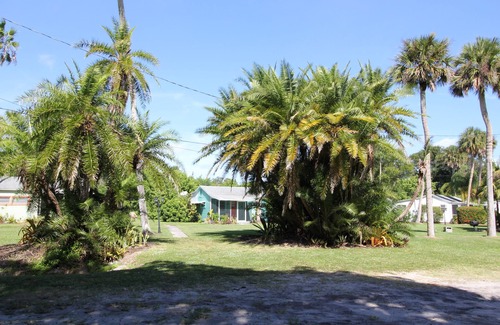 St. Lucie Village Cabaña | Mangrove Snapper Studio Cottage