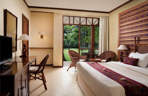 Mangsit Hotel | Mangsit Suites by Holiday Resort Lombok