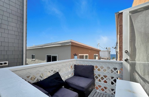 El Segundo Apartamento | MANHATTAN BEACH Peaceful 2 bedroom steps to the beach