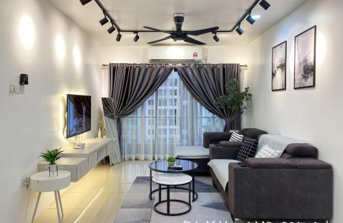 Kampung Kuala Pari Apartamento | Manhattan Condo Ipoh Waterpark PoolView FREE Carpark & Netflix by PLY Home