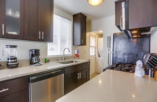 Central Mission Beach Condominio | Manhattan Shores 1C