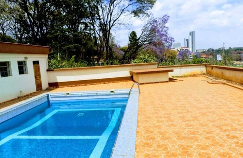 Kileleshwa Apartamento | Mani's Home Away From Home