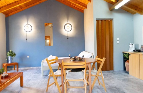 Omales Apartamento | Mani Tigani View
