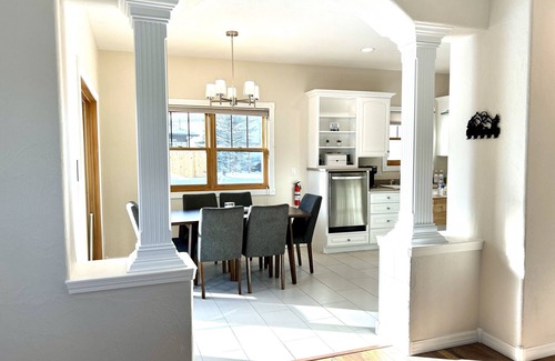 Red Lodge Casa | Manifest Mountains 3-bedroom 2-bathroom retreat in Red Lodge, Montana
