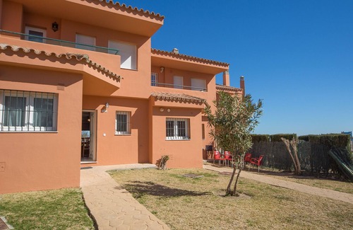 Puerto de la Duquesa Chalet De Esquí | Manilva Beach 109 townhouse