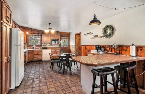 Manistee Cabina | Manistee River Log Cabin at Highpoint Bayou