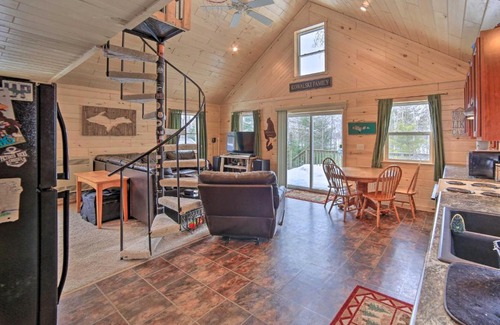 Steuben Casa | Manistique Cabin with Grill - Near Thunder Lake