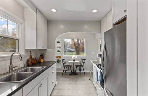Rockwood Casa | Manito Park Cozy Getaway: Fireplace, hospitals, 5min to downtown