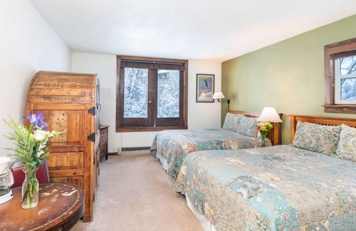 Telluride Hotel | Manitou Lodge 3 by Alpine Lodging Telluride