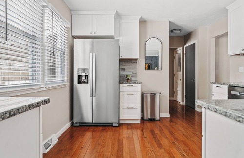 Manlius Casa | Manlius Getaway: Yard, Sleeps 8