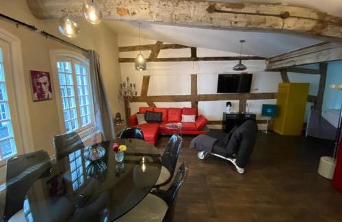 Monschau Casa | Manoir -1654- historisch schlafen in Monschaus Altstadt