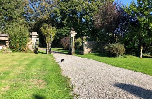 Saint-Nicolas-du-Pelem Cama Y Desayuno | manoir de botcol