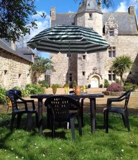 Plouagat Casa | Manoir de Fornebello 16e siècle - Gites avec piscine