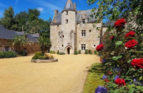 Plouagat Cama Y Desayuno | Manoir de Fornebello 16e siècle - Chambres d'Hôtes de prestige avec piscine
