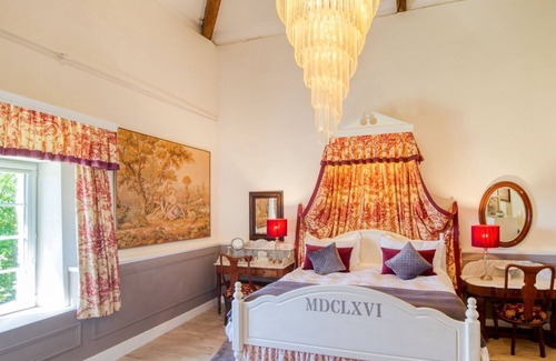 Castelmoron-sur-Lot Otro | Manoir Des Cedres - Eight Bedroom Castle, Sleeps 20