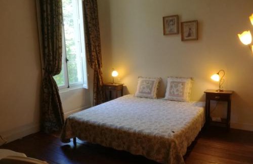 Merles Cama Y Desayuno | Manoir Larcouillet