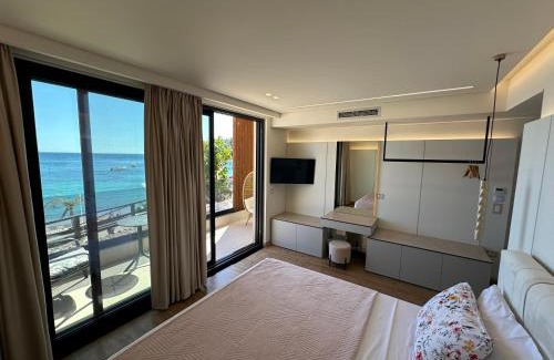 Himare Hotel | Manolo & Jolie Luxury Villa