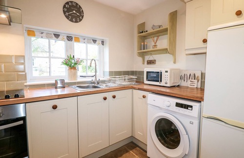 Great Longstone Casa | MANOR BARN COTTAGE, family friendly in Great Longstone