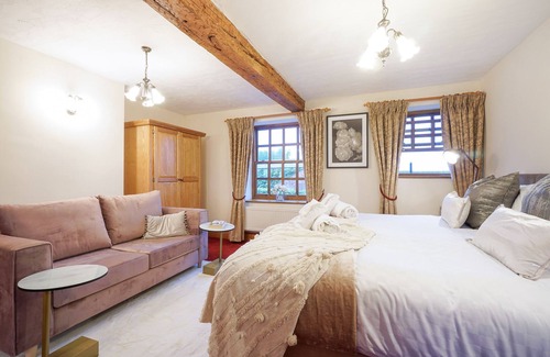Whitestake Casa | Manor House Farm