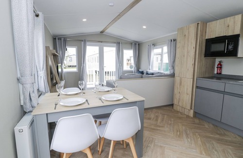 Maryport Cabaña | MANOR HOUSE GOLD 2 BEDROOM (05F), family friendly in Aspatria