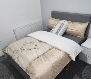 Walsall Casa | Manor House walsall 3