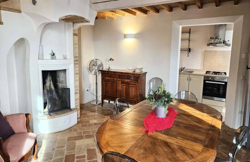 Monsano Apartamento | Casa en Marche con piscina cerca del Adriático