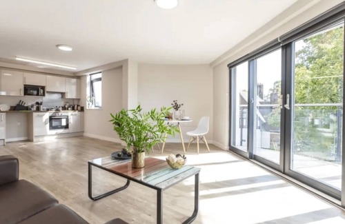 Coventry Apartamento | Manor Park Court