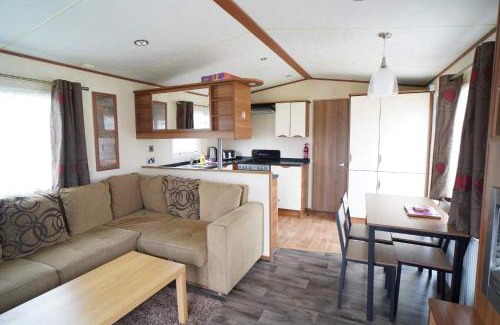 Hunstanton Casa | Manor Park Hunstanton pets go free Linen Included