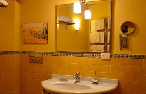 Caserta Cama Y Desayuno | Manouche B&B Bistrot