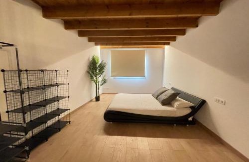 Passeig i Rodalia Apartamento | Manresa industrial home