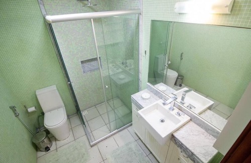 Village da Ferradura Casa | Mansão Pé na Areia da Ferradura Por Luxury Rentals
