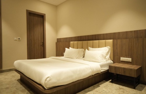 Ujjain Complejo | Mansa Club And Resort