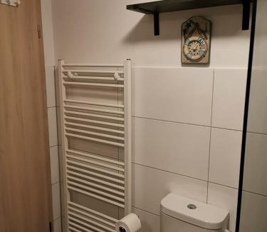 Heppens Apartamento | Mansarde Ferienwohnung - Modern - Zentral - PayTV