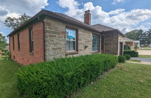 Mansfield Casa | Mansfield- Shawshank/ MidOhio Raceway- COZY HOME